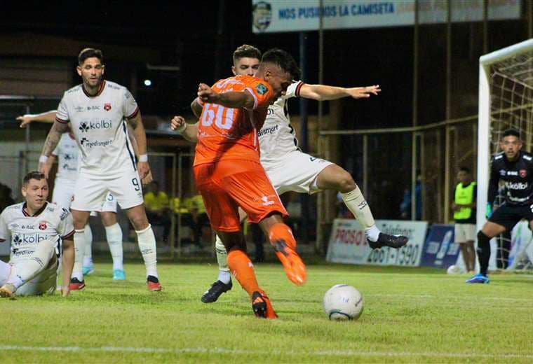 Foto prensa Puntarenas FC