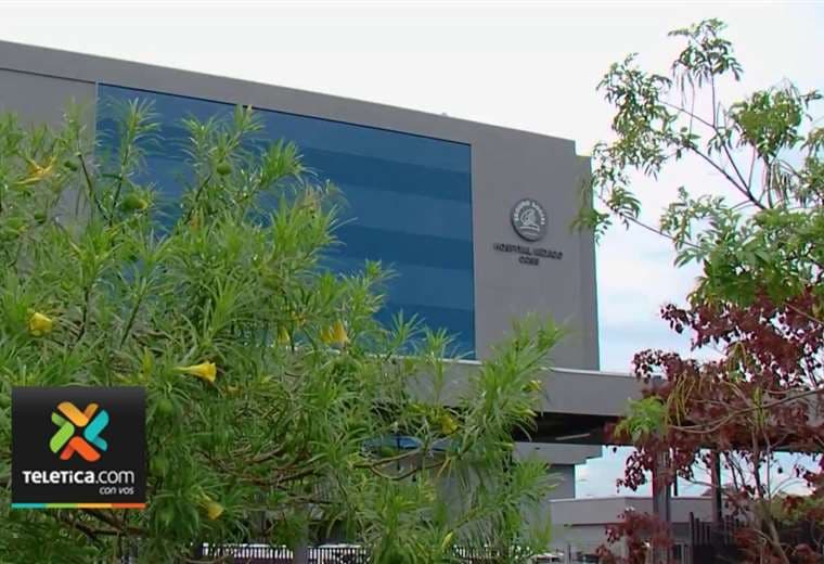 Hospital México dice que bacteria complicó salud de paciente que murió por gusano barrenador
