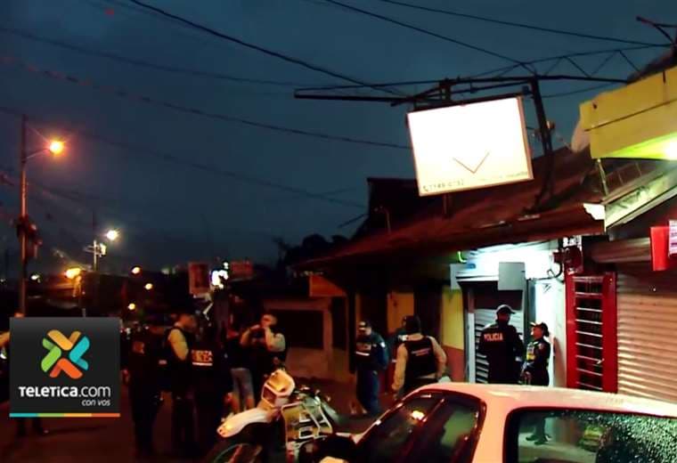 Hombre estaba inaugurando barbería cuando fue asesinado